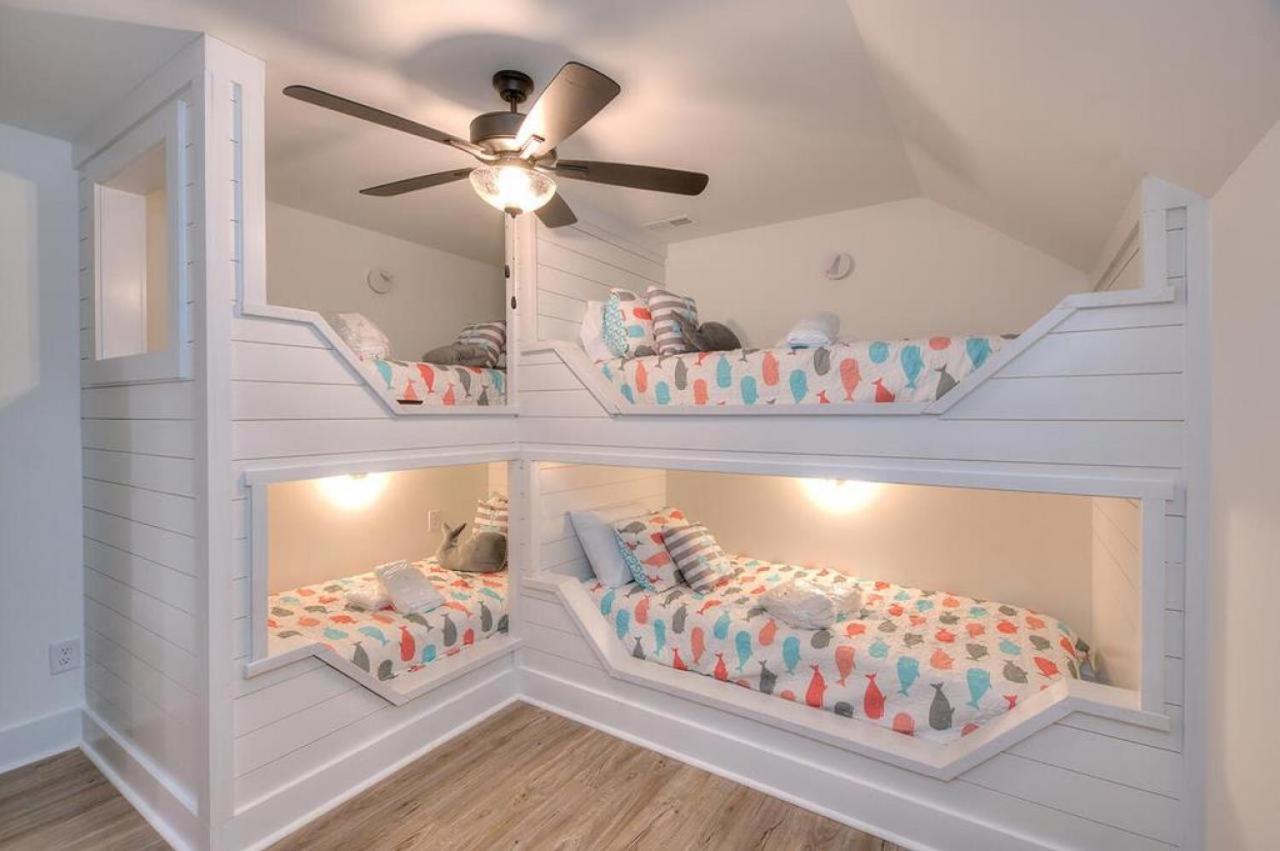 Redneck Ritz Villa Oak Island Eksteriør bilde